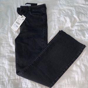 HIGH RISE MINI FLARE JEANS-ZARA